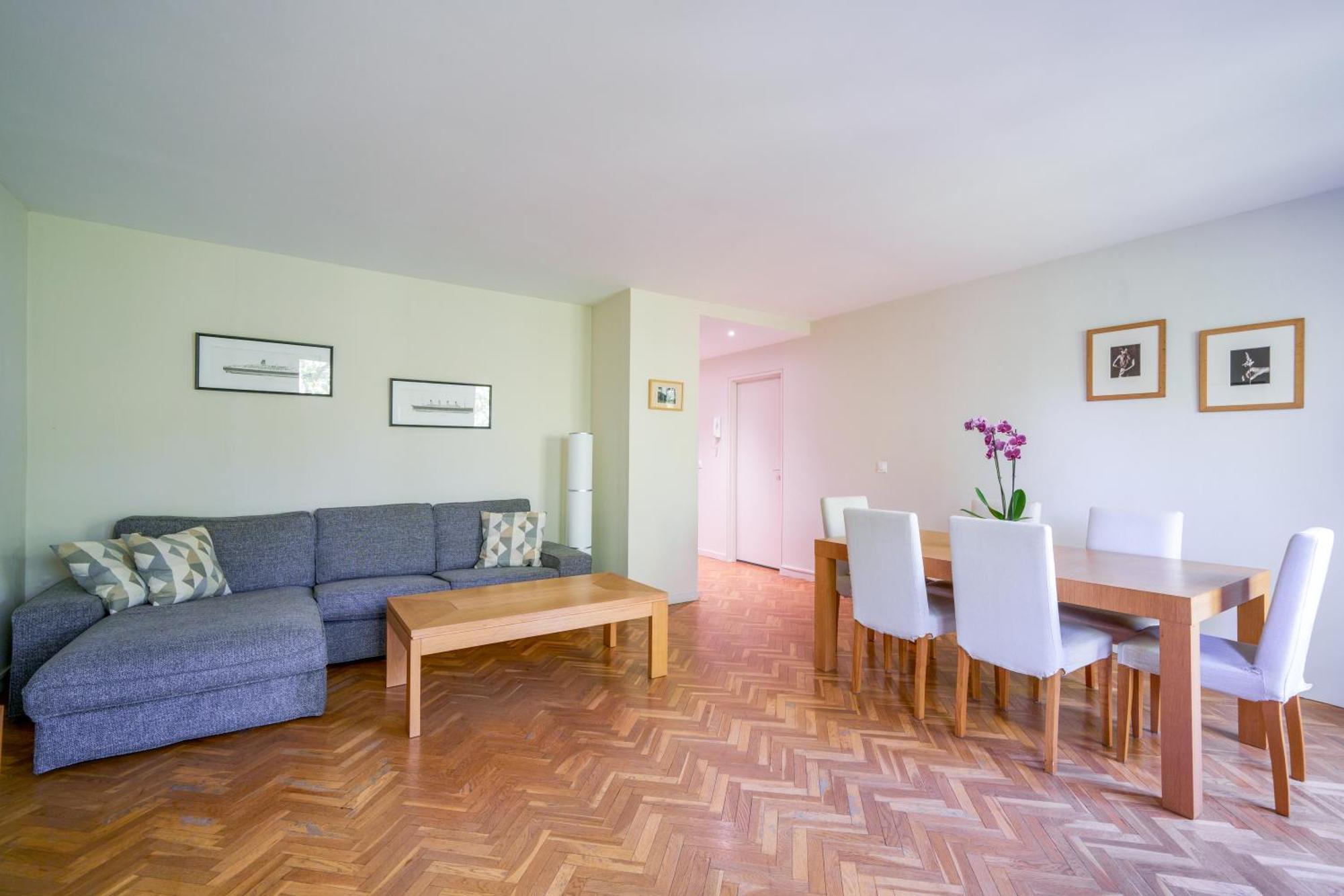 Appartement Tours Centre Avec Parking 4 P Exterior foto